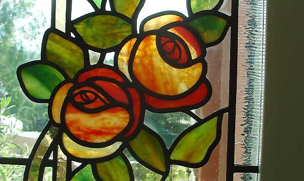 Neuherstellung Jugendstil Bleiverglasungen Rosenmotiv
