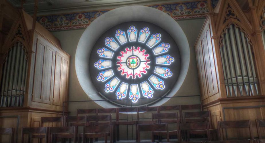 Sanierung der Kirchenfenster in Berikon Rosettenfenster