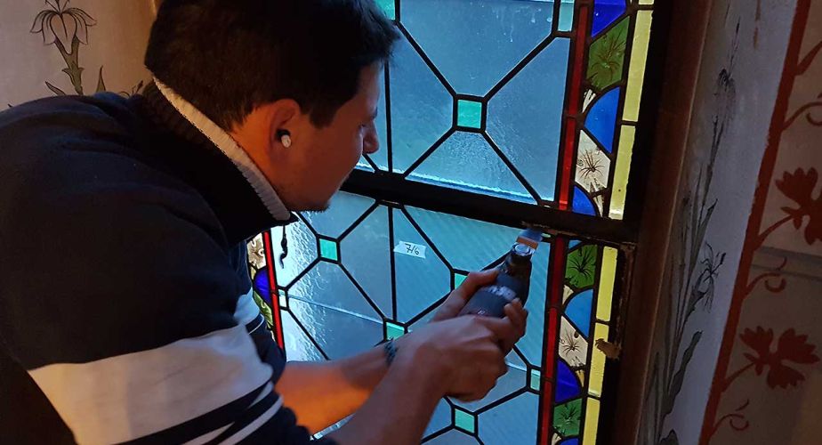 Josefskapelle Einsiedeln Einbau der Kirchenfenster